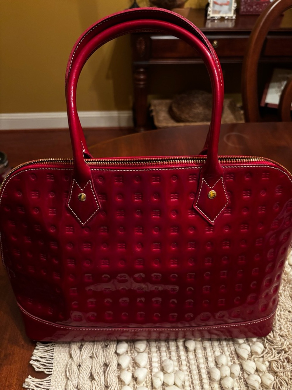 Vintage Arcadia Red Wine Patent Leather Embossed Tote Great Condition-Classic